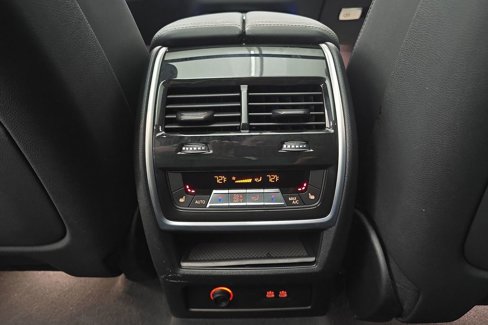 Used 2024 BMW X5 xDrive40i image 25