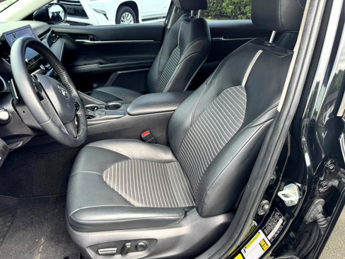 Used 2021 Toyota Camry SE image 10