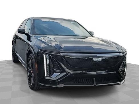 New 2026 Cadillac Lyriq V image 2