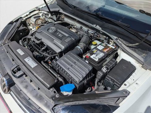Used 2015 Volkswagen Golf SE w/ Lighting Package image 22