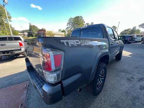 Used 2020 Toyota Tacoma TRD Off-Road image 5
