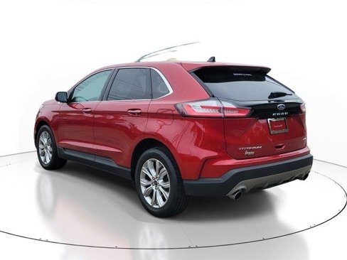 Used 2024 Ford Edge Titanium image 3