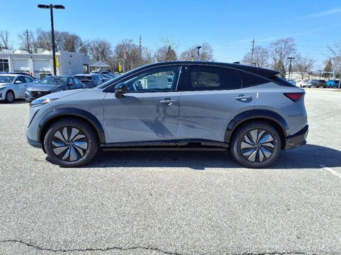 New 2025 Nissan Ariya AWD image 5
