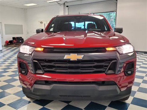 Used 2023 Chevrolet Colorado LT w/ LT Convenience Package image 2
