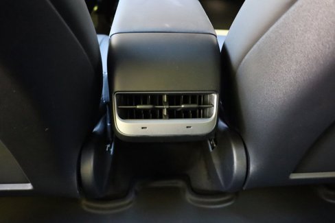 Used 2023 Tesla Model Y Long Range image 29