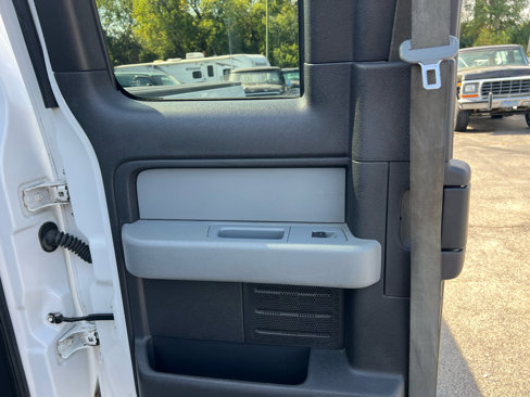Used 2011 Ford F150 XLT w/ XLT Chrome Pkg image 10