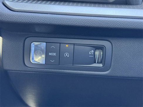 New 2025 Chevrolet Traverse LT w/ Driver Confidence Package image 27