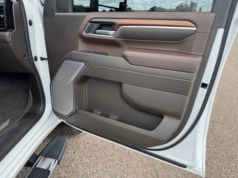 Used 2024 GMC Sierra 3500 Denali w/ Denali Reserve Package image 22