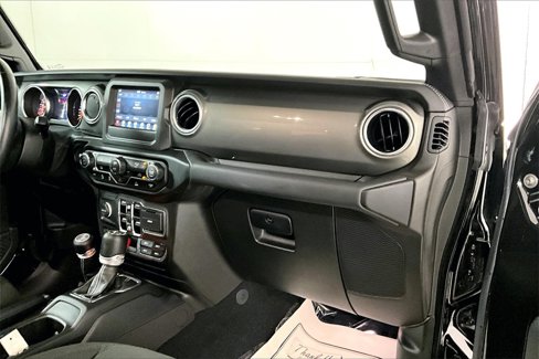 Used 2021 Jeep Wrangler Unlimited Sahara image 15