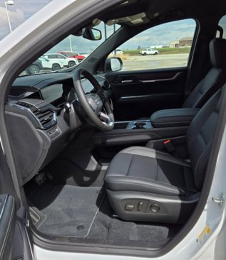 New 2025 GMC Acadia Elevation w/ Elevation Premium Package image 12