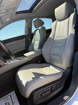 Used 2020 Honda Accord Touring image 12