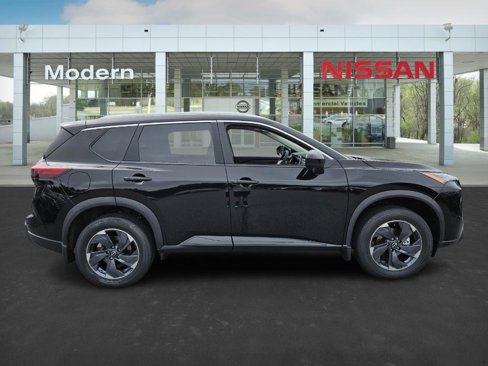 New 2026 Nissan Rogue SV w/ SV Premium Package image 3