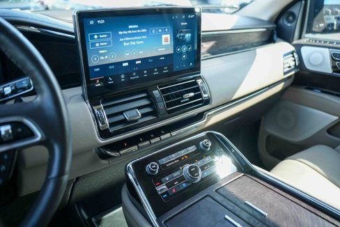 Used 2023 Lincoln Navigator Reserve w/ Equipment Group 201A image 45