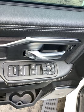New 2025 RAM 2500 Laramie image 27