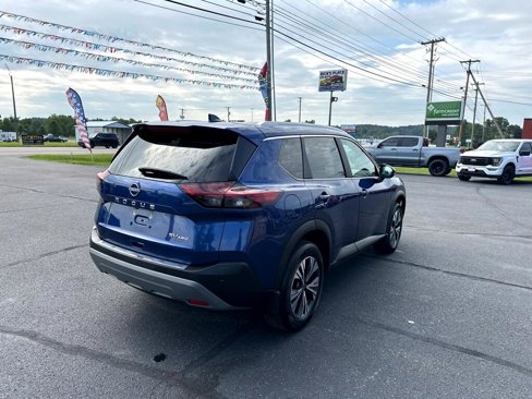 Used 2023 Nissan Rogue SV image 5