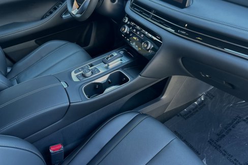 New 2025 INFINITI QX60 Luxe w/ Black Edition image 16