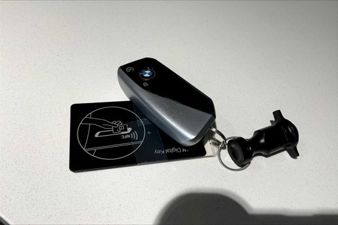 Used 2024 BMW X7 xDrive40i w/ Premium Package image 13