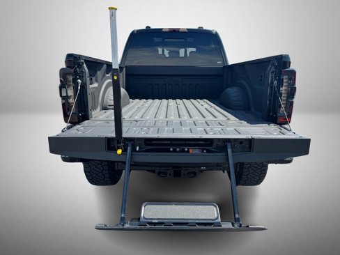 Used 2024 Ford F250 Lariat w/ Lariat Ultimate Package image 9