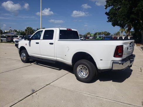 New 2025 RAM 3500 Tradesman image 5