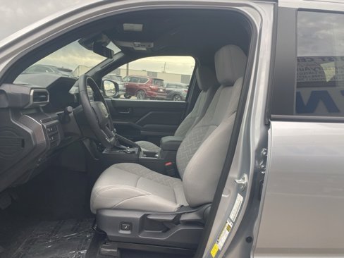 Used 2025 Toyota Tacoma SR5 image 26
