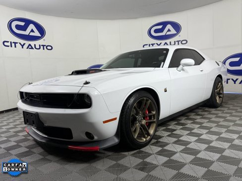 Used 2021 Dodge Challenger R/T Scat Pack w/ Shaker Package image 1