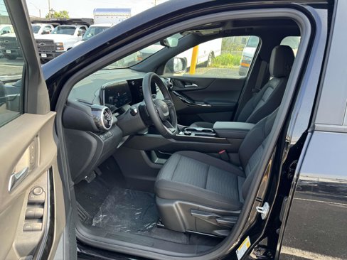 New 2026 Chevrolet Equinox LT w/ Safety and Technology Package image 16
