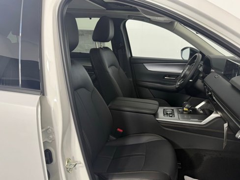 New 2025 MAZDA CX-70 Plug-In Hybrid w/ Premium Pkg image 27