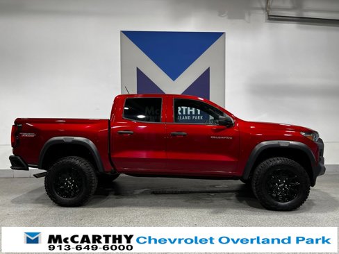 Used 2023 Chevrolet Colorado Trail Boss image 6
