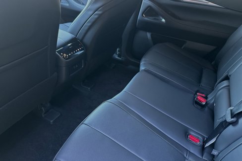 New 2025 INFINITI QX60 Luxe w/ Black Edition image 12