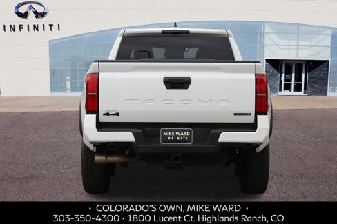 Used 2024 Toyota Tacoma TRD Off-Road image 4