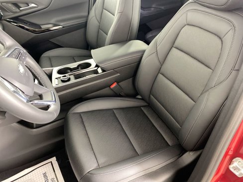 New 2026 Chevrolet Equinox LT w/ Convenience Package II image 19