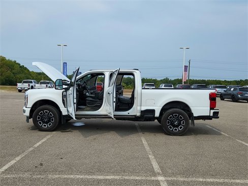Used 2024 Ford F250 Platinum image 20
