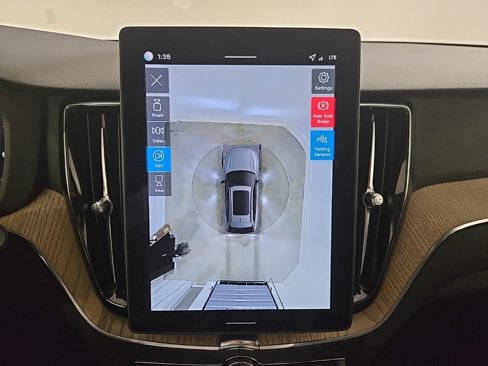 New 2026 Volvo XC60 B5 Plus w/ Protection Package Premier image 19