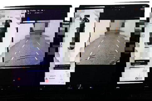 Used 2025 Tesla Model 3 Long Range image 19