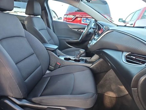 Used 2023 Chevrolet Malibu LT image 18
