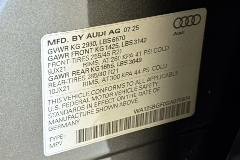 New 2025 Audi SQ6 e-tron Premium Plus image 29