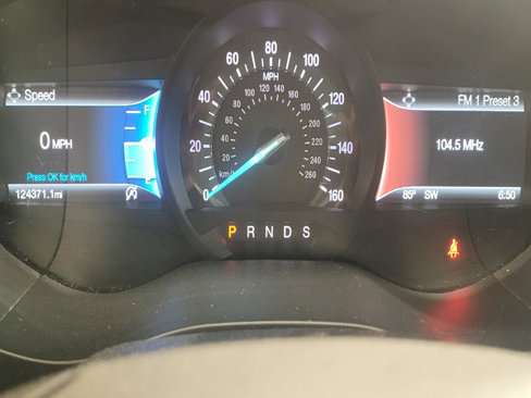 Used 2018 Ford Fusion SE w/ Fusion SE Technology Package image 23