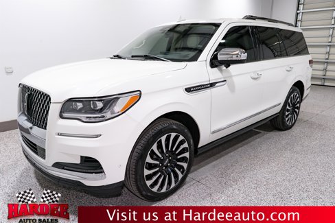 Used 2024 Lincoln Navigator Black Label image 2