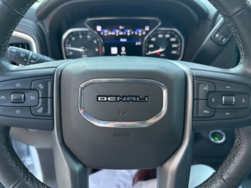 Used 2022 GMC Sierra 2500 Denali w/ Technology Package image 11
