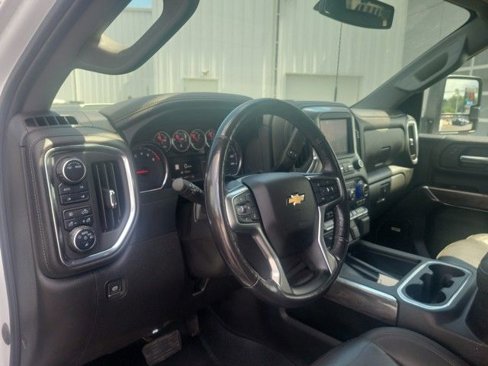 Used 2022 Chevrolet Silverado 2500 LTZ w/ LTZ Convenience Package image 16