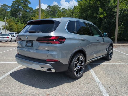New 2026 BMW X5 xDrive40i w/ Premium Package image 5