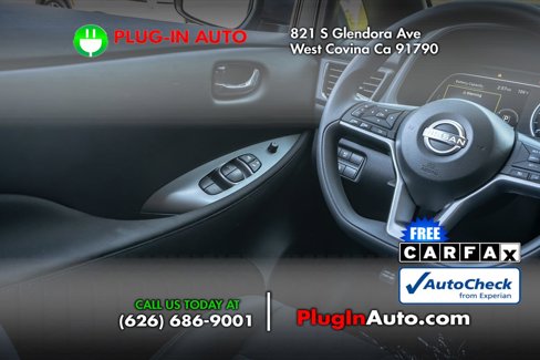 Used 2025 Nissan Leaf S image 14