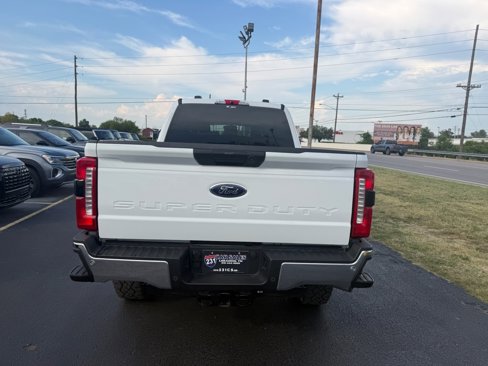 Used 2025 Ford F350 XLT w/ Tremor Off-Road Package image 4