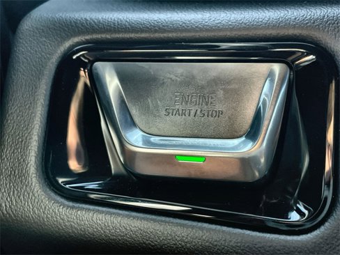 New 2026 GMC Yukon Elevation image 17