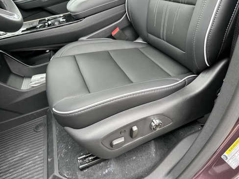 New 2026 Buick Enclave Avenir w/ LPO, Floor Liner Package image 16