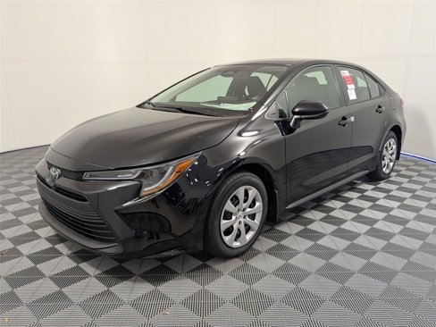 New 2026 Toyota Corolla LE image 2