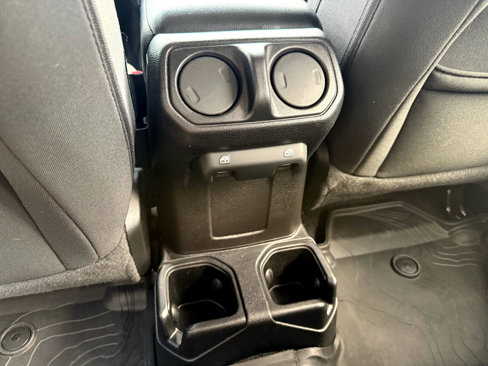 Used 2020 Jeep Wrangler Unlimited Sport image 20