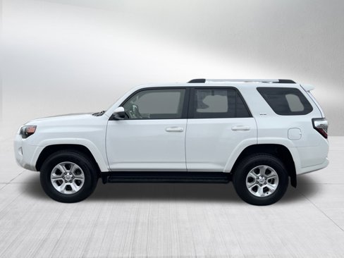 Used 2024 Toyota 4Runner SR5 image 4