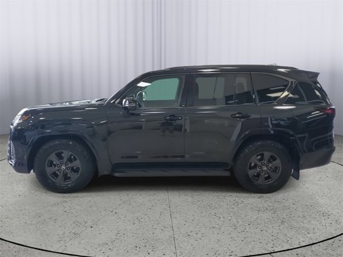 New 2025 Lexus LX 700h Overtrail image 4