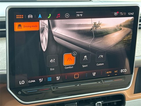 New 2025 Volkswagen ID. Buzz Pro S Plus image 17